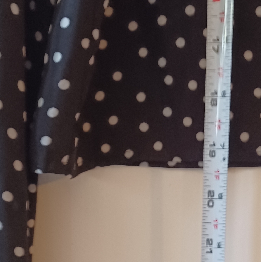 Forever 21 Narrow Shouldered Polka Dot Blouse - Picture 10 of 10
